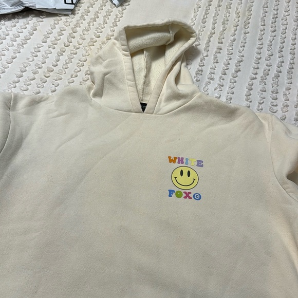 Cream White Fox Set - Picture 1 of 6